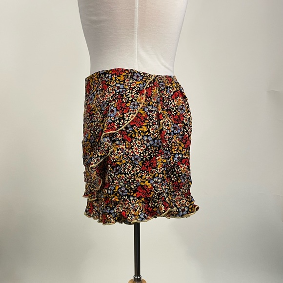 Patrons of Peace Red Floral Skort (Medium) - Picture 8 of 10